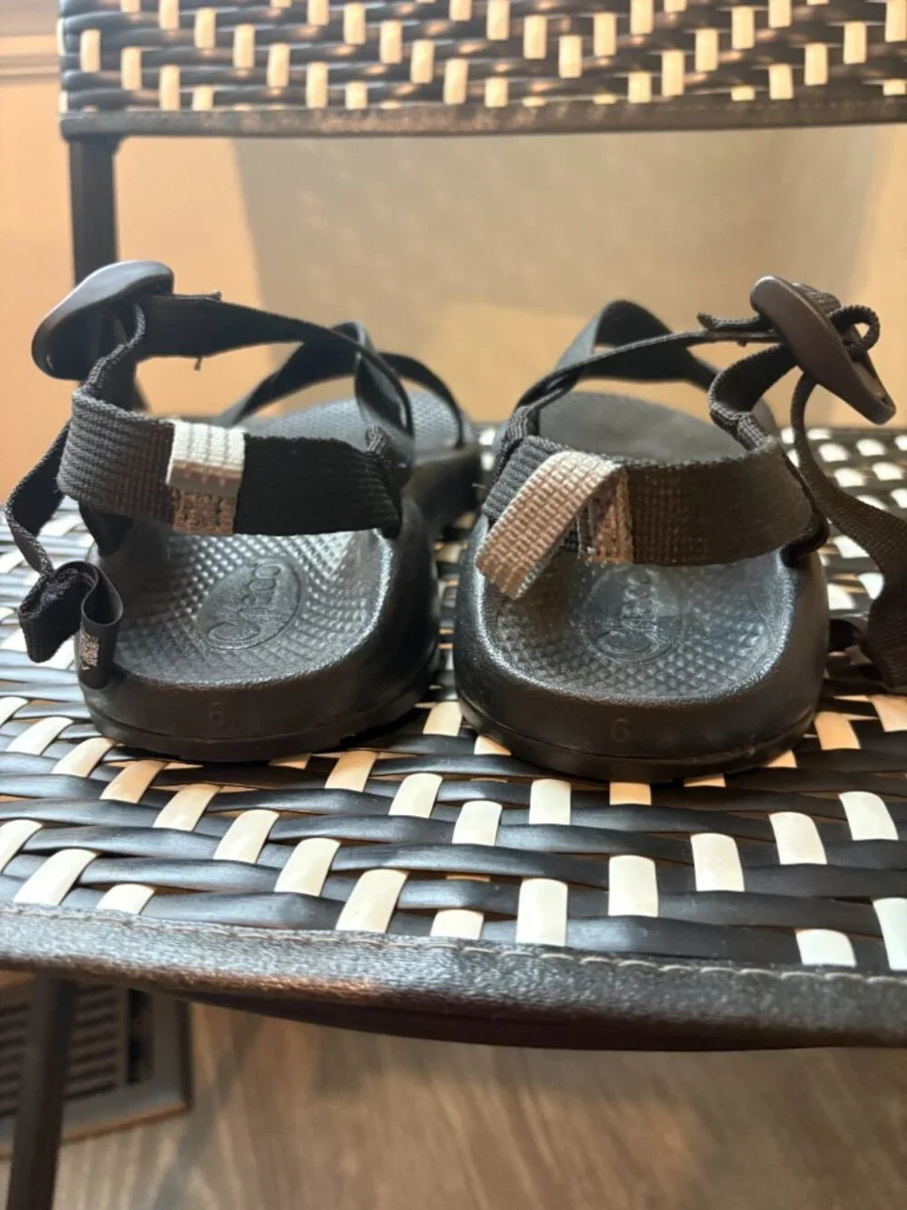 Chaco Kids Z/1 Classic Sport Sandals Black Size US Youth 6 EU 37 Adjustable